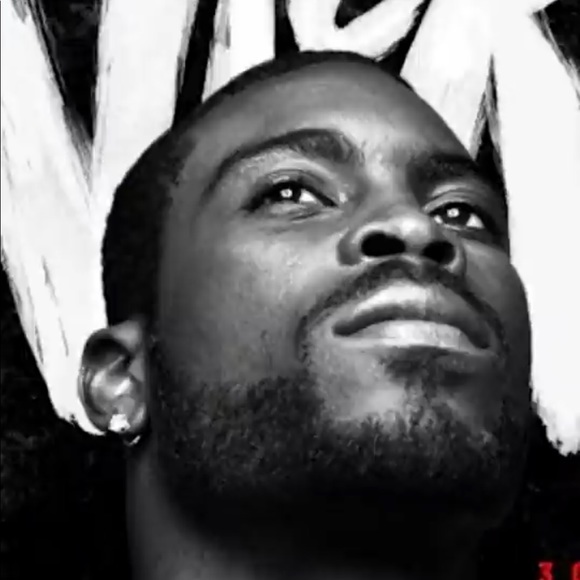 Meet your Posher, Kentrelle - Picture 1 of 1